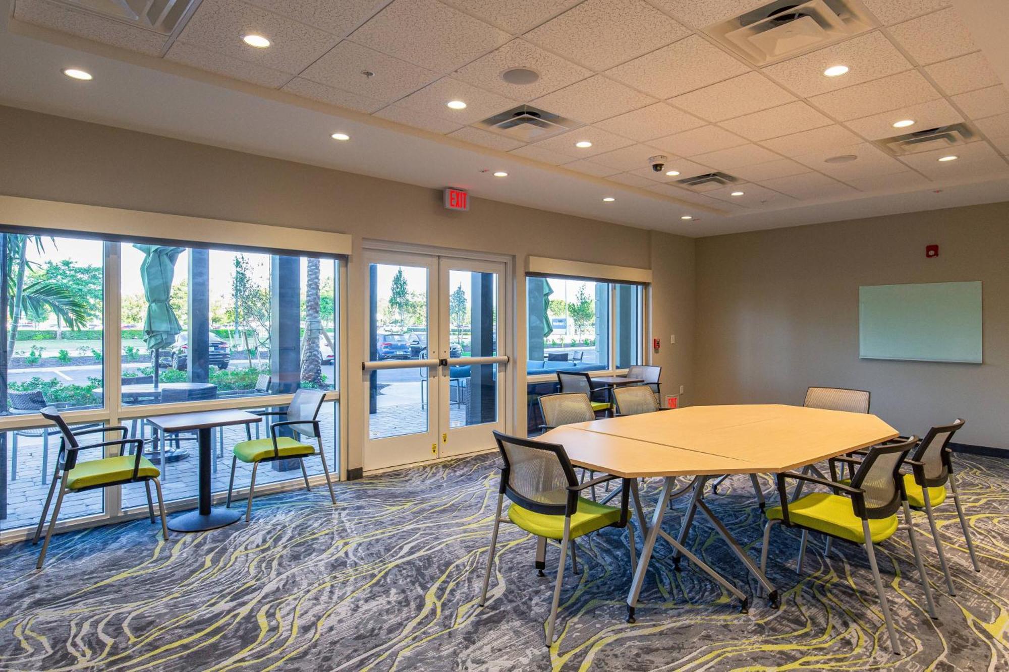 Towneplace Suites By Marriott Naples Vineyards Eksteriør bilde